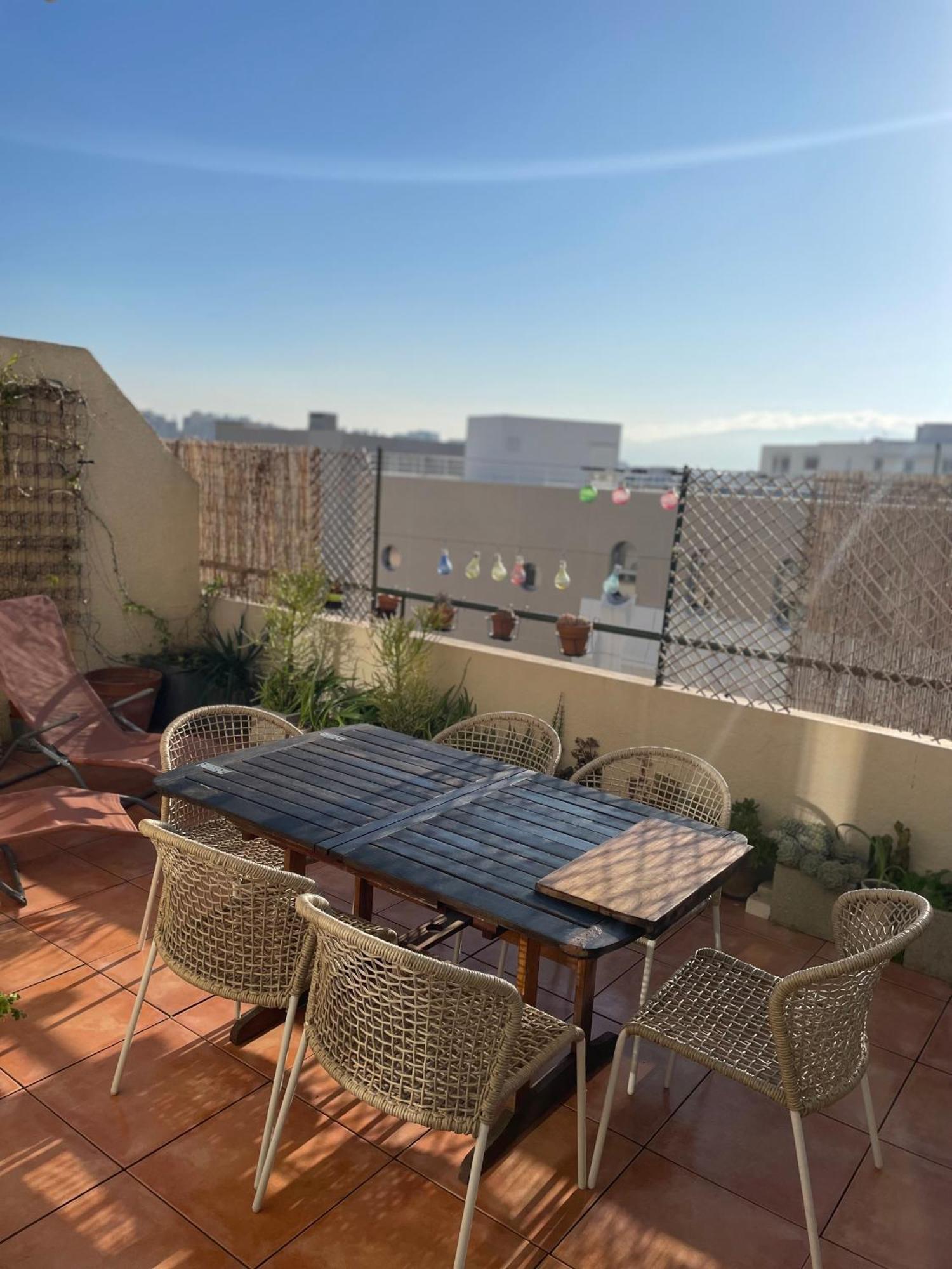 4 Personnes 60 M2 Terrasse 35m2 Sejour Sud 2 Vraies Gare Saint-charles Universite Marseille