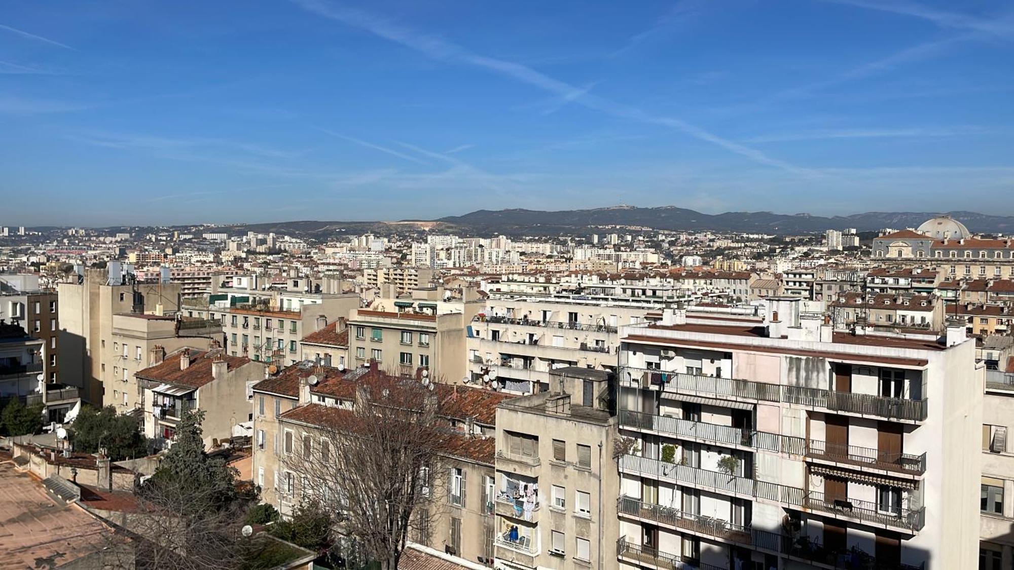 4 Personnes 60 M2 Terrasse 35m2 Sejour Sud 2 Vraies Gare Saint-charles Universite Marseille